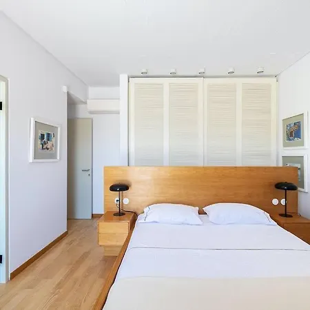 Villa Kairos - Restful Break Kamari (Paros)